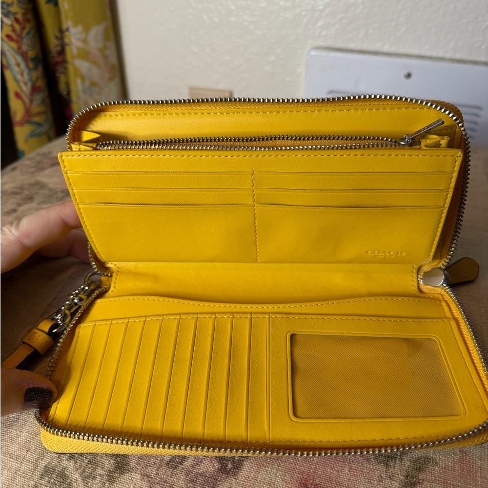 Coach Customized XL Continental Wallet in Canary Yellow - Picture 3 of 8
